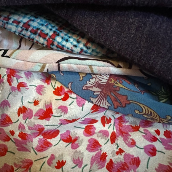 BUNDLE TOPS 30 perfect for resellers - Picture 10 of 10